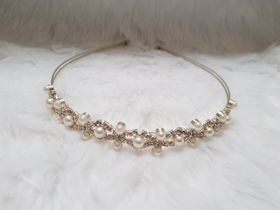 Perličková čelenka .....