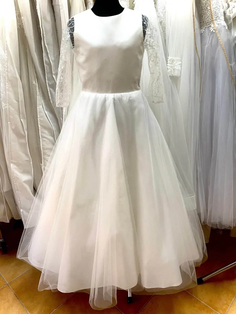 Šaty na sv. prijímanie, svadbu