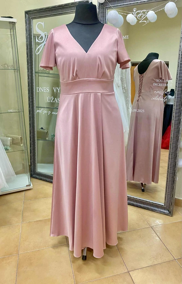 Spoločenské šaty vo veľkosti XXL/3XL