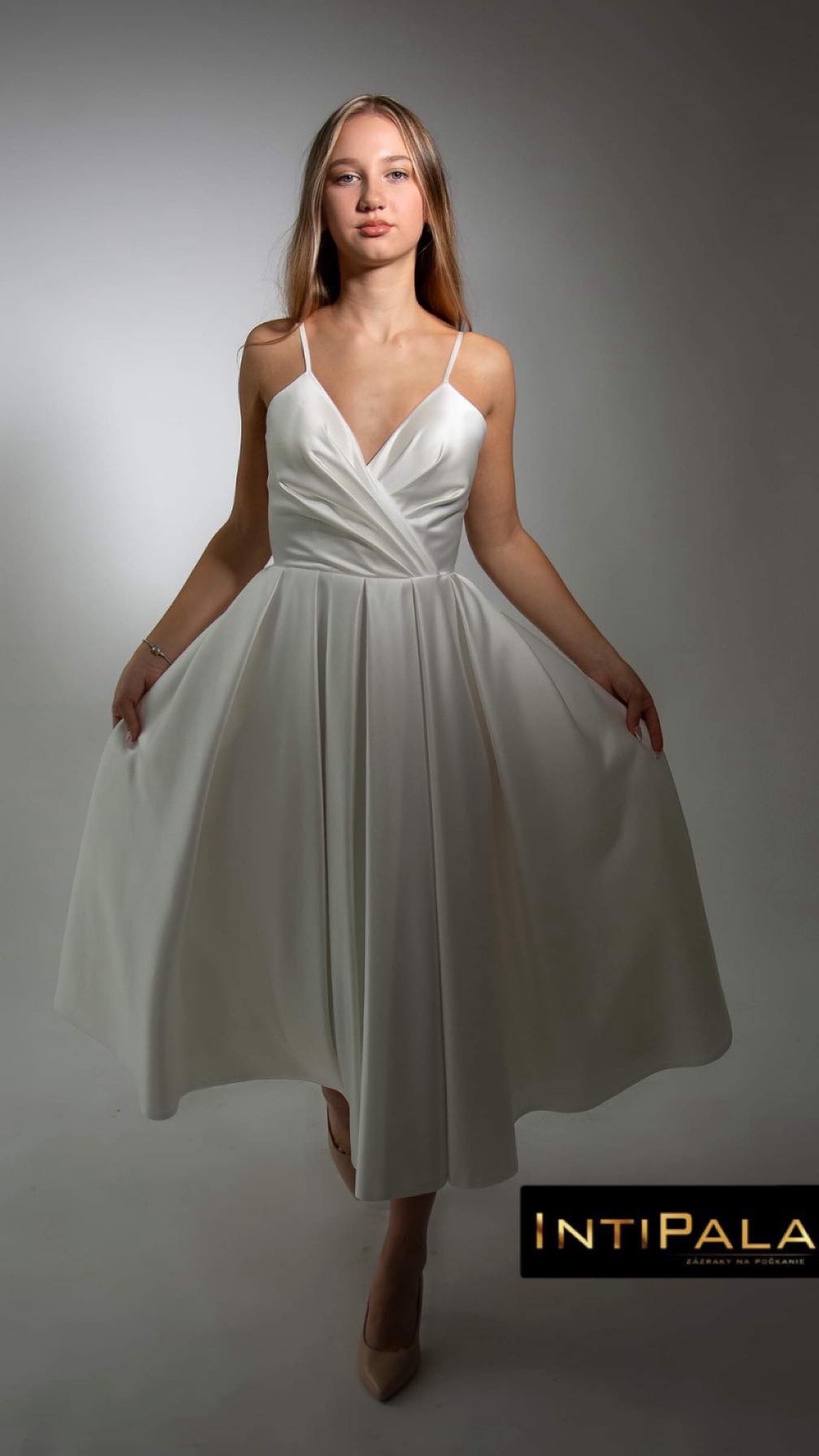 Spoločenské/svadobné šaty vo veľkosti S/M