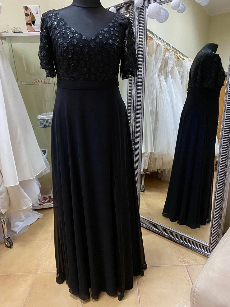 Spoločenské šaty vo veľkosti XL