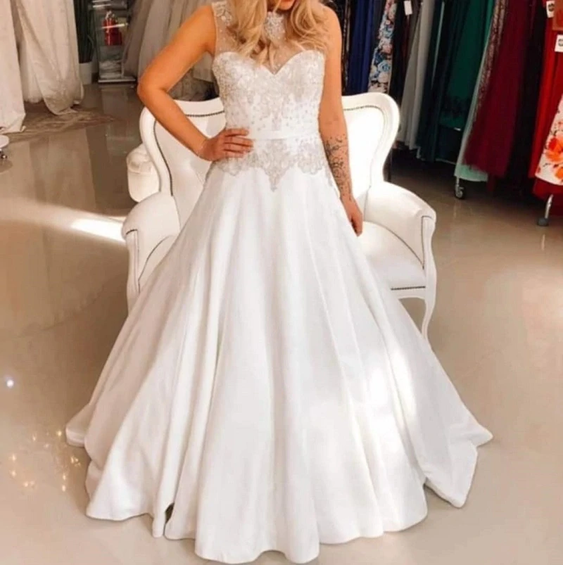 Svadobné šaty vo veľkosti M/L/XL