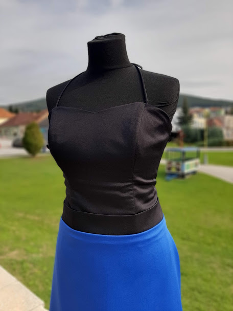 Spoločenské šaty vo veľkosti M/L /viazanie/