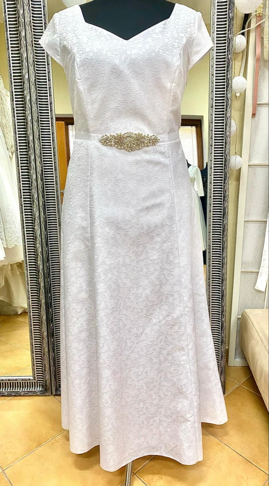 Svadobné šaty vo veľkosti XXL/3XL