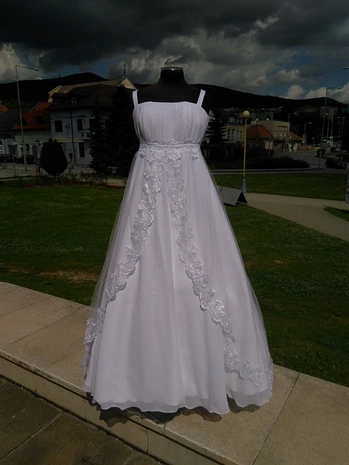 Svadobné šaty pre tehotné