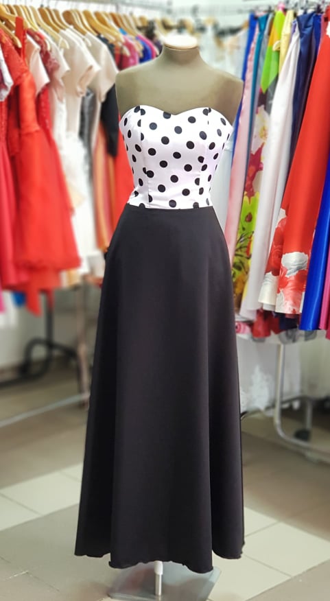 Spoločenské šaty vo veľkosti S/M