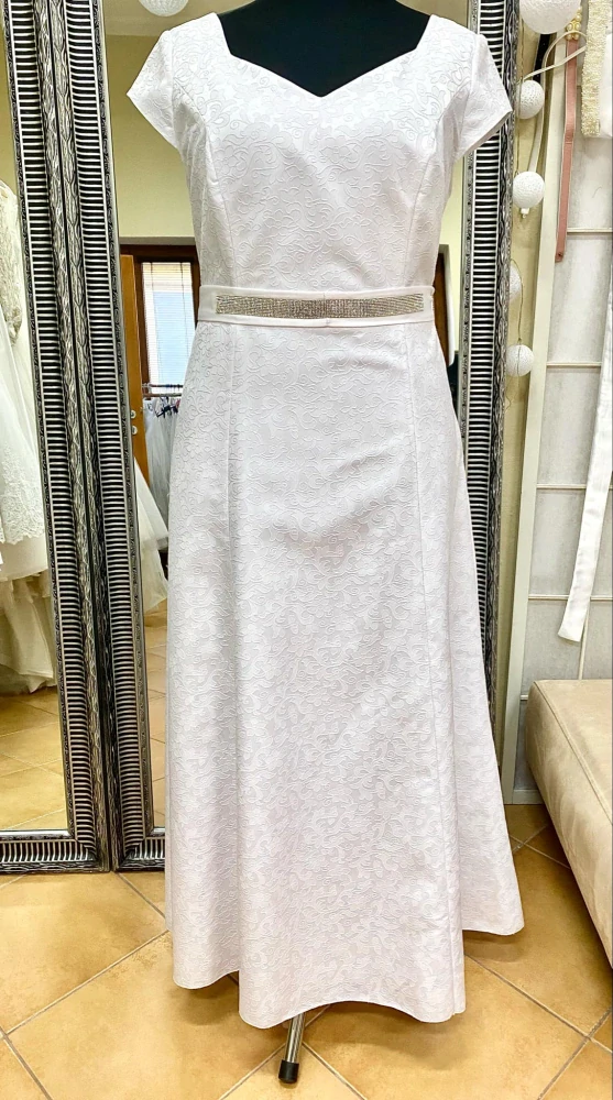 Svadobné šaty vo veľkosti XXL/3XL