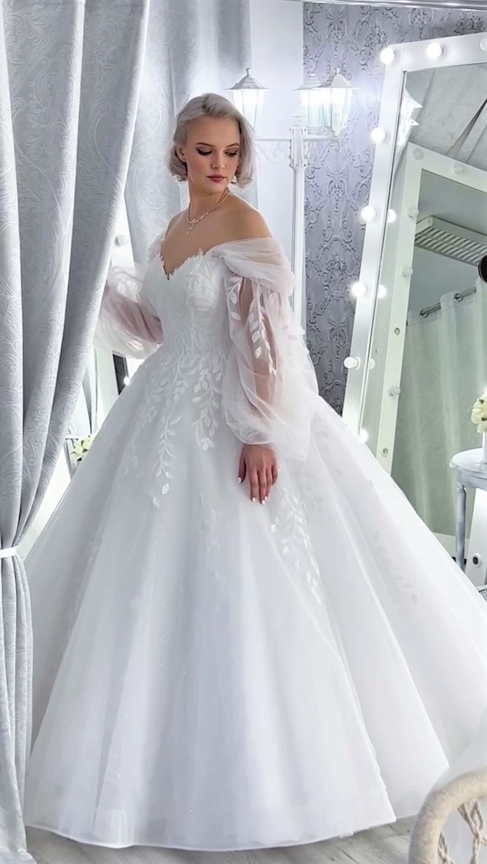 Svadobné šaty vo veľkosti M/L/XL 