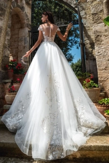 Svadobné šaty vo veľkosti S/M/L